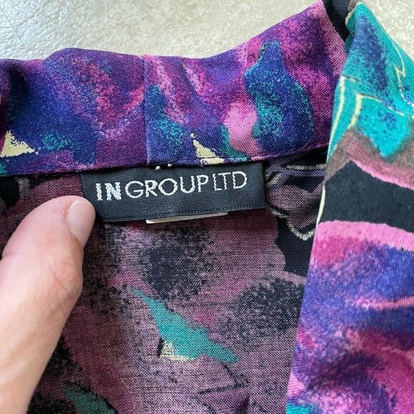 Vintage IN Group LTD Wrap Top Shirt Floral 12 - Picture 6 of 8